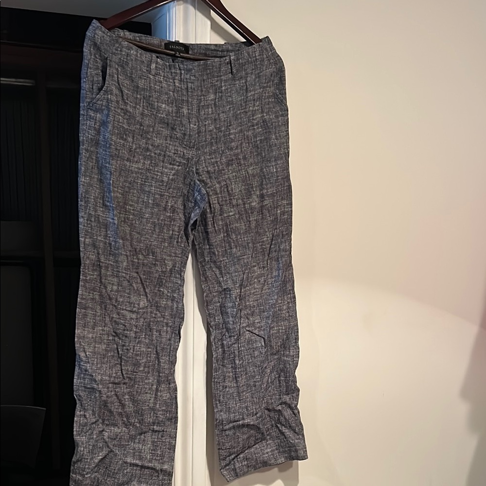 Talbots Gray Trousers with Lightweight Fabric and Elastic Waistband